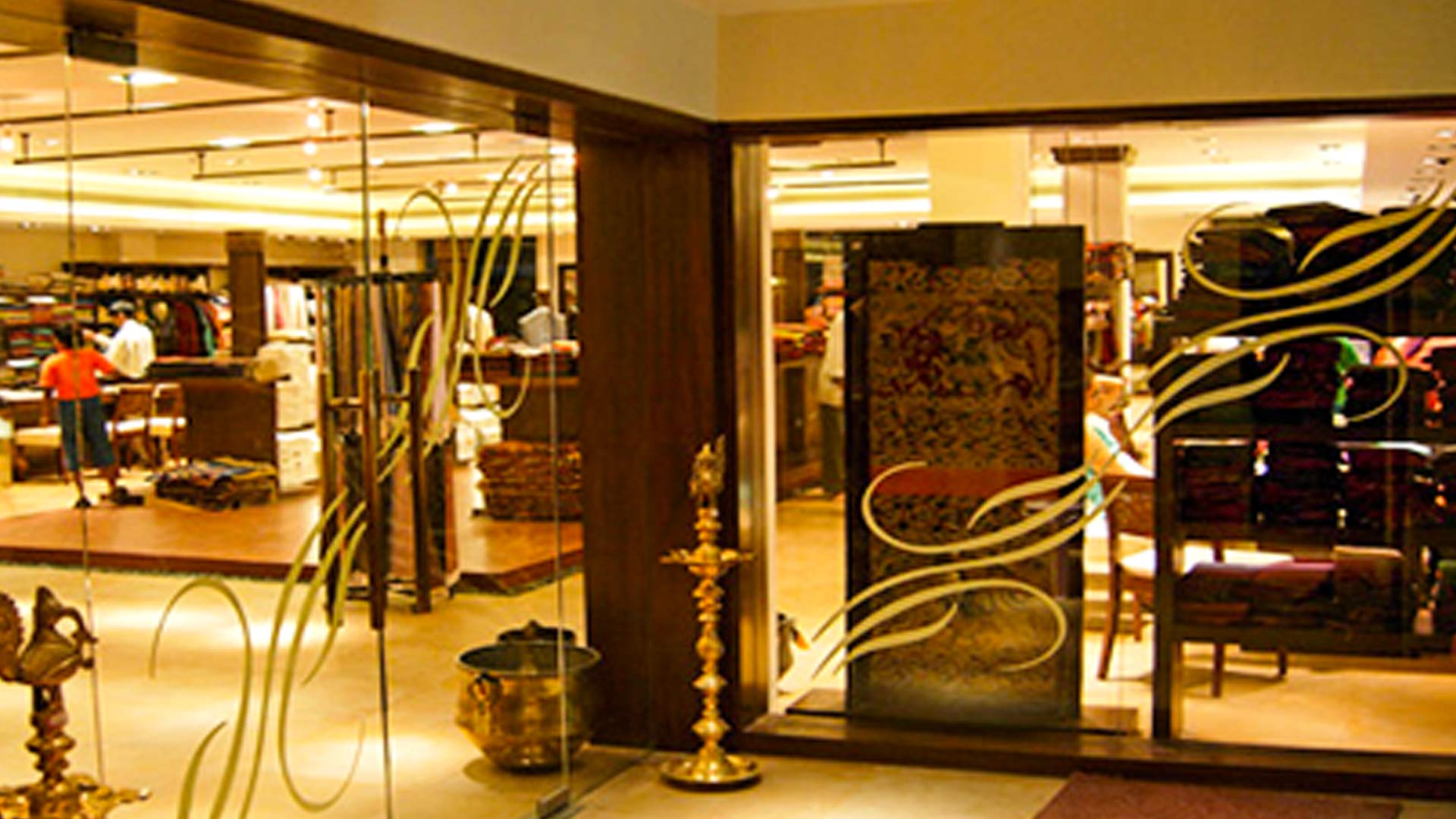 Angadi Silks Showroom Bengaluru